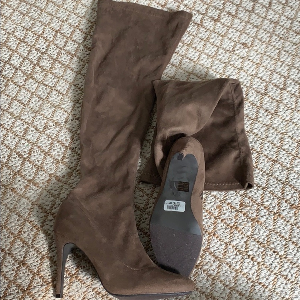 Windsor Knee high boots